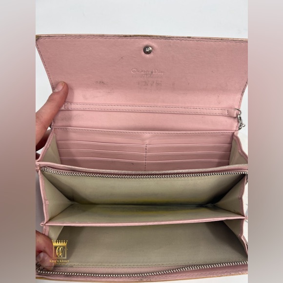 Dior Cannage patent wallet on a chain - Picture 8 of 12